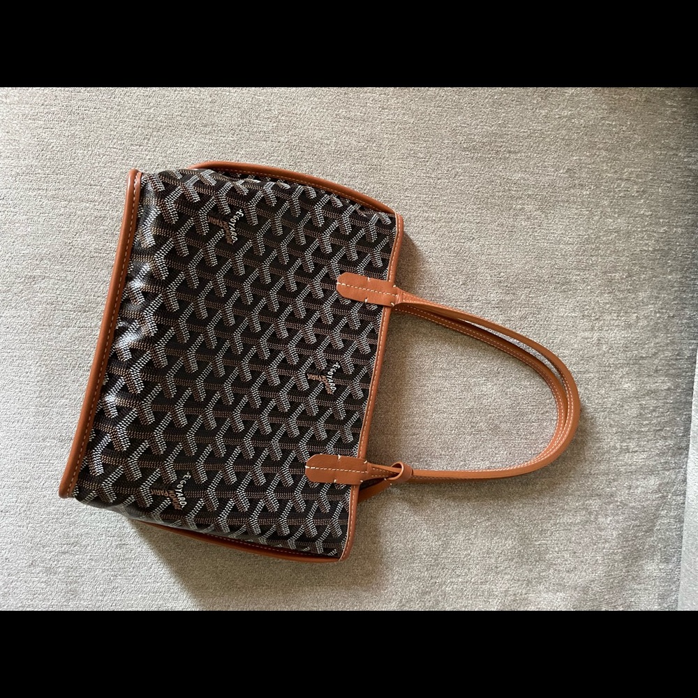 AUTHENTIC GOYARD REVERSIBLE MINI ANJOU
